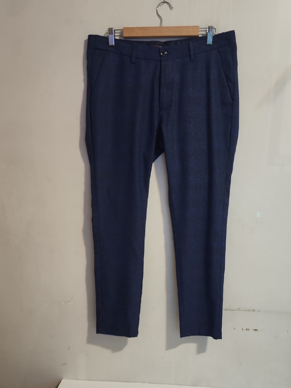Slim-Fit Navy Dress Pants for Men. New Without Tag
